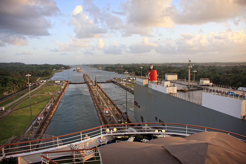 Presentation: Cruising the Panama Canal by Adele Wagner
